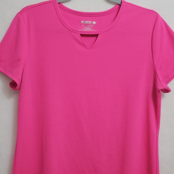 Performance Tee by Reel Legends, Wicking Stretchy Fabric, Size Large - Picture 4 of 9